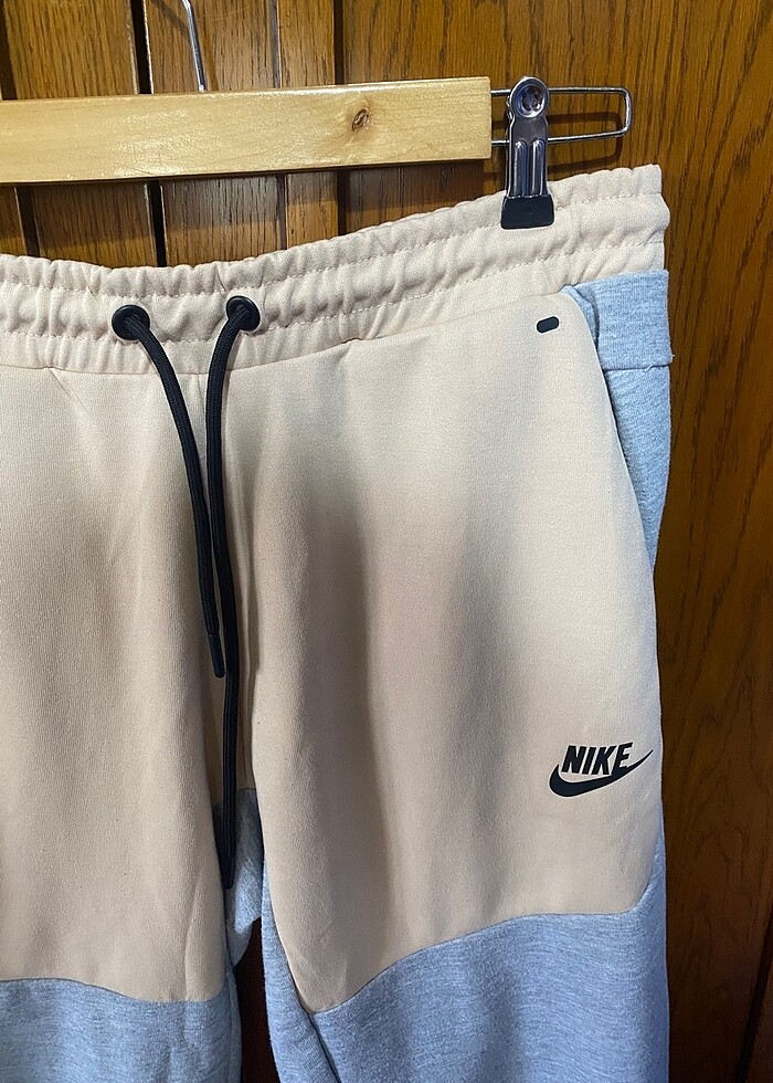 NİKE GRİ EŞOFMAN TECH ALTI - Görsel 2