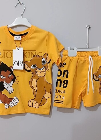 Zara etiketli Mickey takım 
