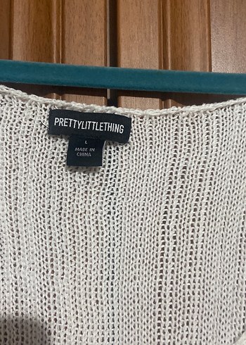l Beden Nakışlı Beyaz Örme Mini Süveter