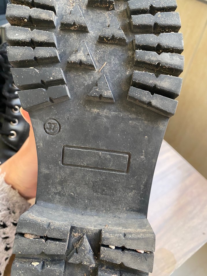 Siyah Deri Kadın Botları - Görsel 4