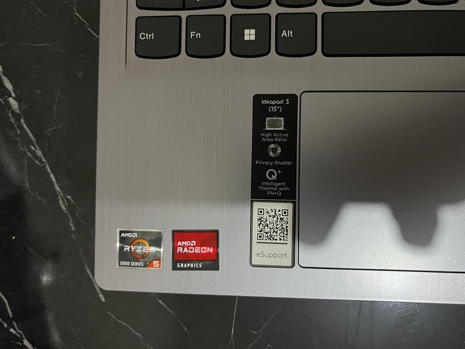 Gri Renkli Laptop Bilgisayar - Görsel 3