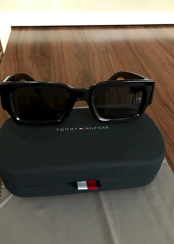 Tommy Hilfiger TJ 0086/S - Görsel 3