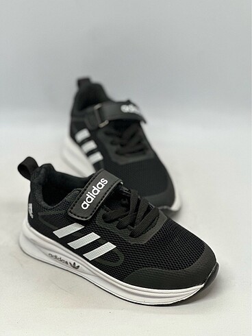 Adidas Spor ayakkabı