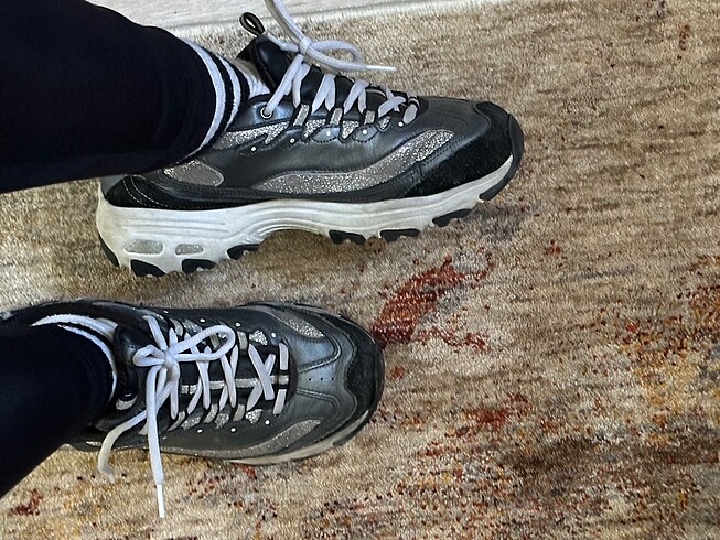 38,5 Beden Skechers Spor Ayakkabı