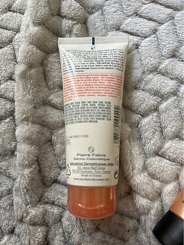 Avene Kuru ve hassas citler için bakım losyonu