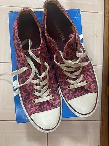 Converse Converse