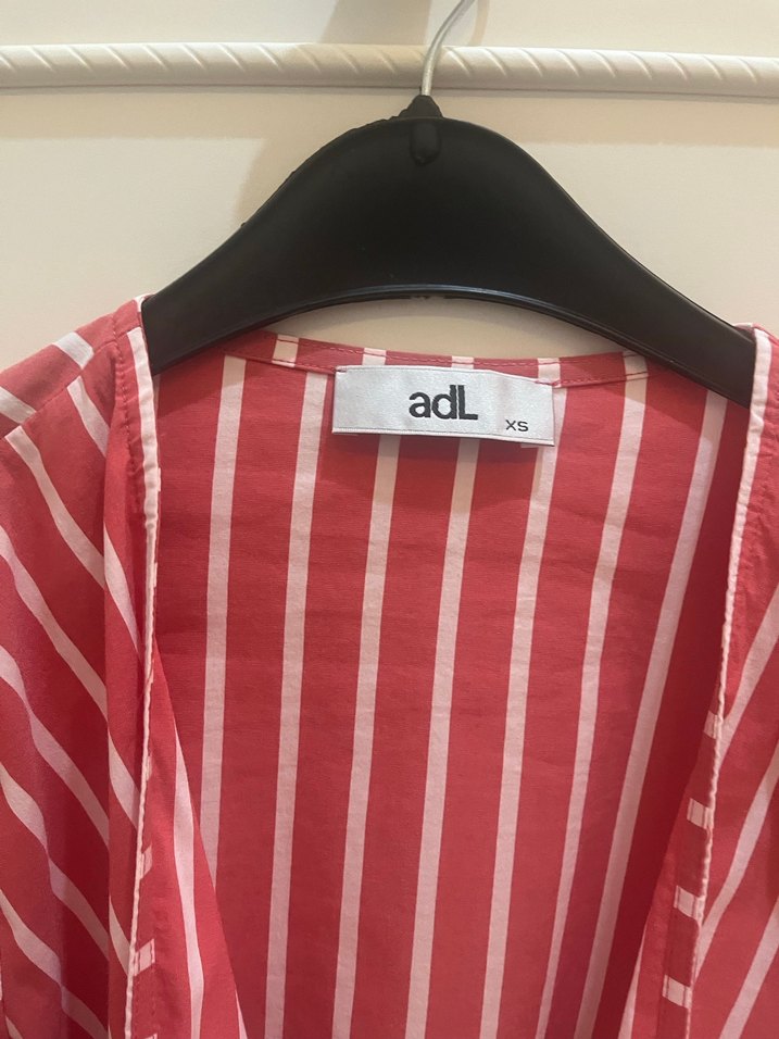 Çizgili, V Yaka, Uzun Kollu Kırmızı Kadın Gömlek - Görsel 5