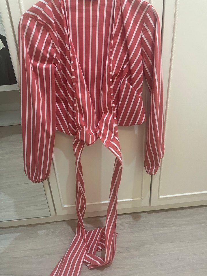 Çizgili, V Yaka, Uzun Kollu Kırmızı Kadın Gömlek - Görsel 2