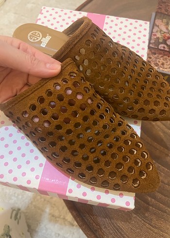 Dantel Detaylı Kahverengi Dolgu Topuklu Kadın Terlik - Görsel 2