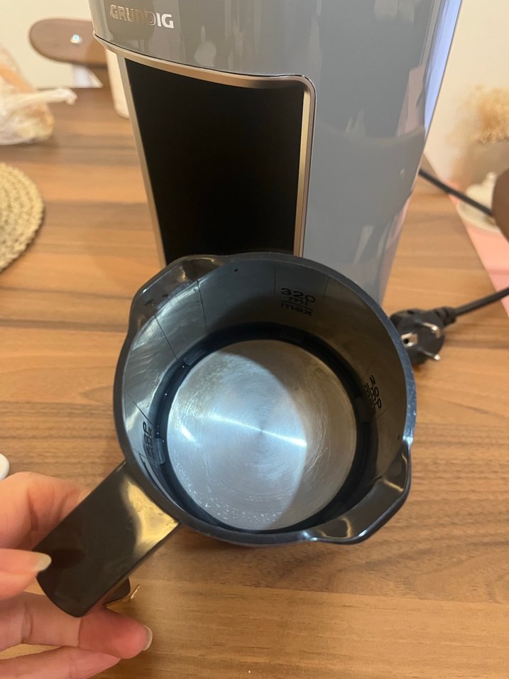 Grundig Gri Kahve Makinesi - Görsel 3