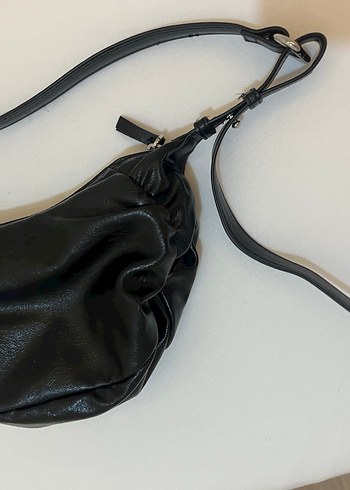 Siyah Deri Tokalı Kadın Çanta - Görsel 3