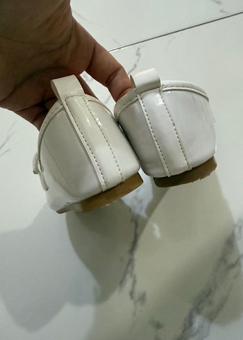 LCW STEPS Beyaz Fiyonk Detaylı Kız Babet - Görsel 3