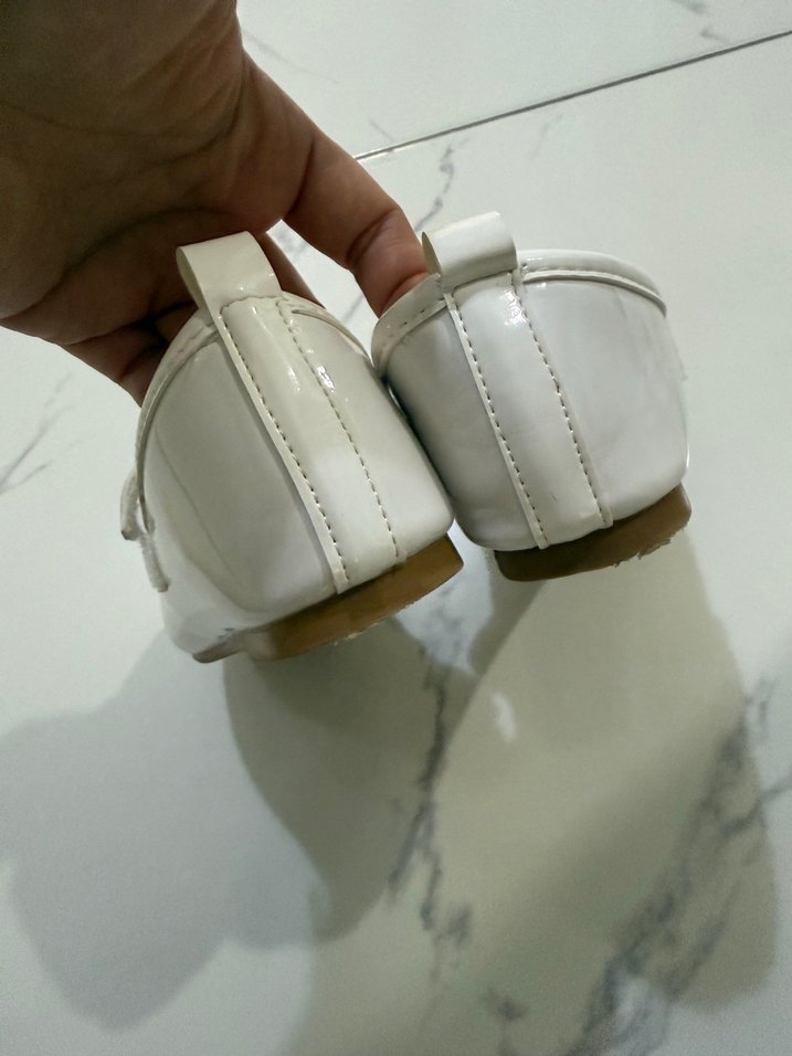 LCW STEPS Beyaz Fiyonk Detaylı Kız Babet - Görsel 3