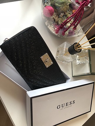 universal Beden Guess Cüzdan