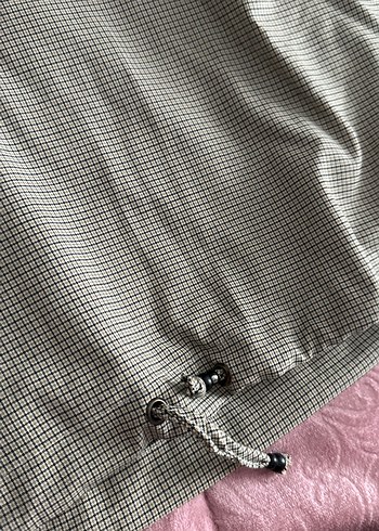 Bej Kapüşonlu Kısa Kadın Yağmurluk - Görsel 5