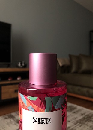 VS PINK body mist