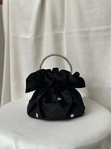 Siyah taşlı abiye çanta