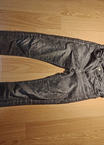 Gri Kadın Midi Boy Dar Kesim Kot Pantolon