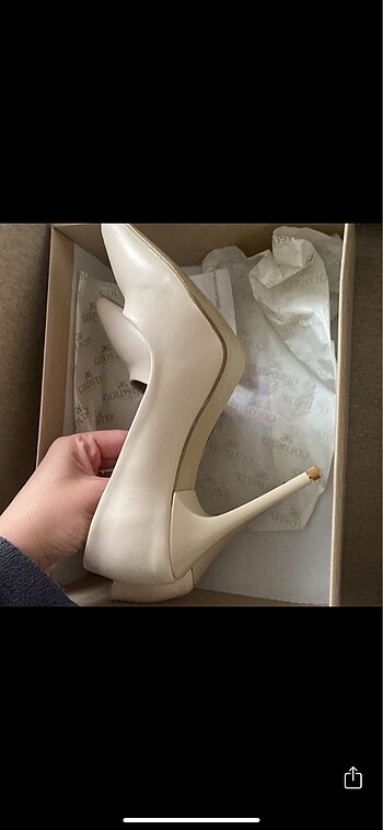 38 Beden Krem stiletto