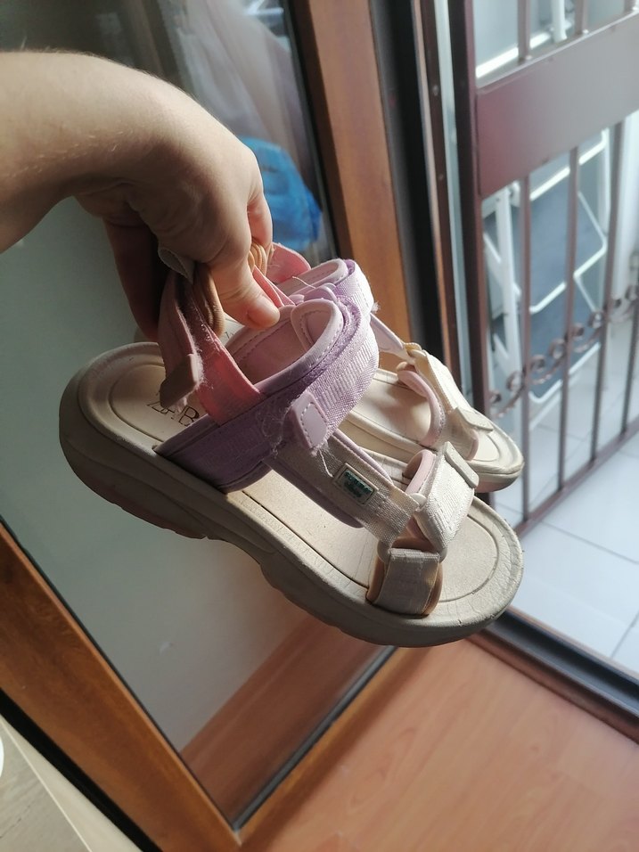 Zara Kız Çocuk Pastel Pembe Cırtlı sandalet - Görsel 5