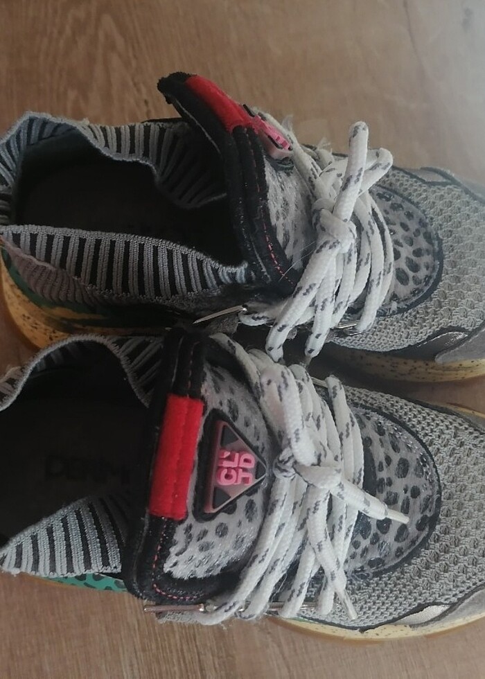 Derimod marka topuk boyu 7 cm renkli spor ayakkabı - Görsel 4