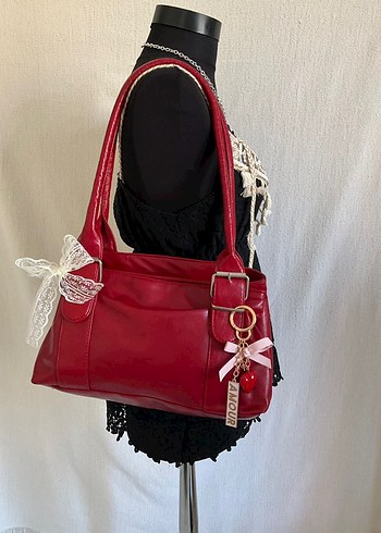 Beden vintage y2k cherry red çanta