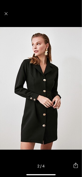 Trendyol siyah dugmeli elbise - Görsel 2