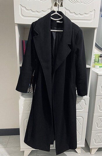 Astarlı kuşaklı uzun kaşe kaban - Görsel 5