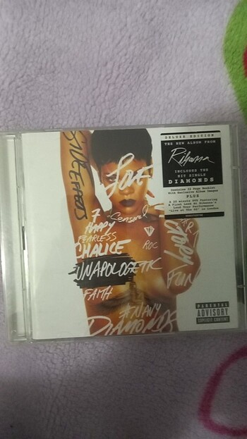 rihanna unapologetic 