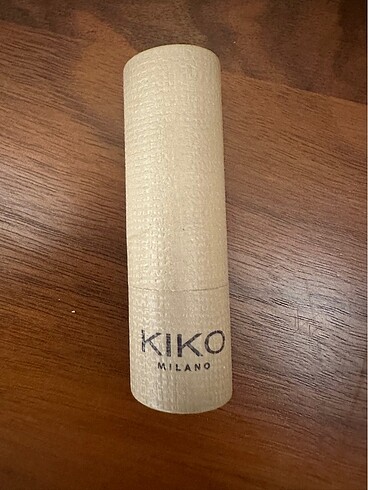 Kiko green me lipstick 100