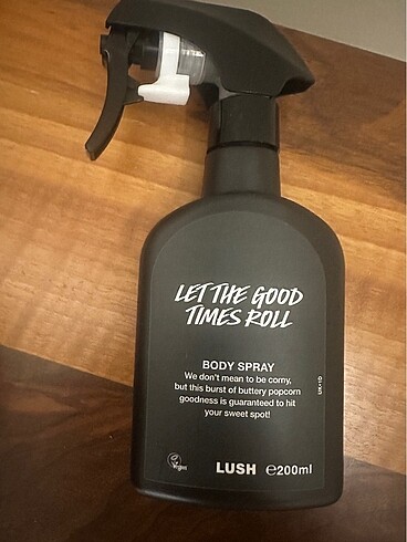 Lush vücut spreyi