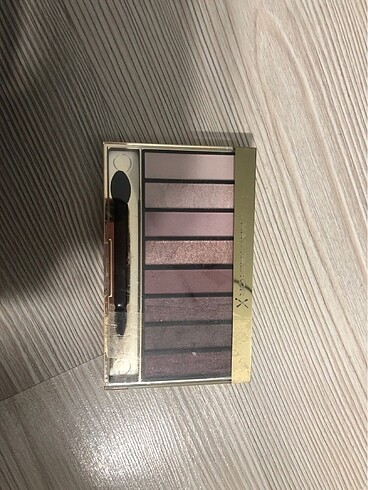 Max factor far paleti