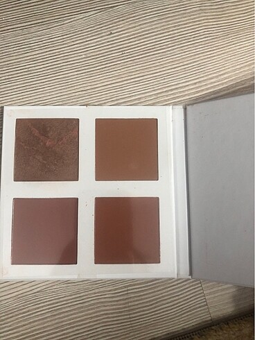 Revolution Revolutıon bronzer paleti