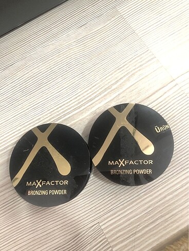 Max factor bronz pudra