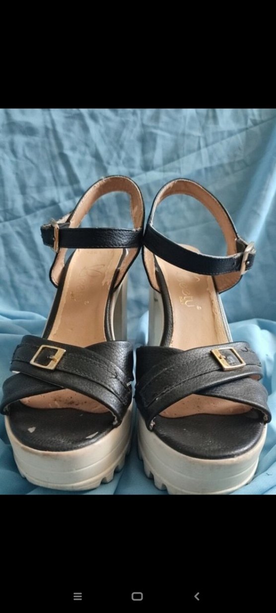 Siyah Tokalı Kadın Platform Topuklu Ayakkabı - Görsel 2