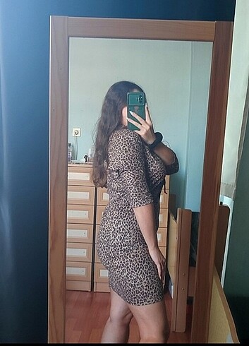 Leopar desenli elbise 