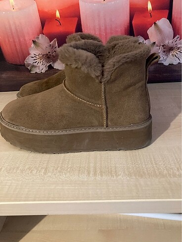 37 Beden Oysho ugg