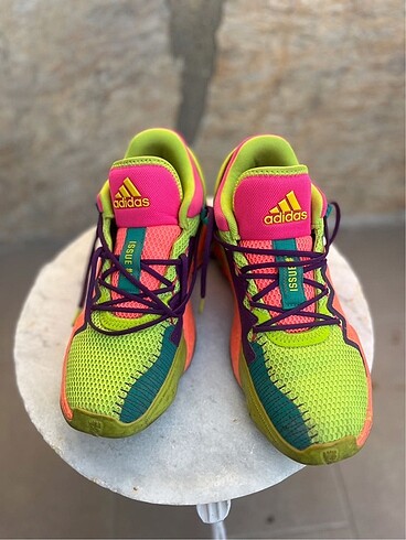 Adidas Basketbol ayakkabısı