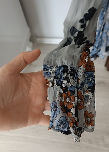 uzun kollu şifon bluz kolları büzgülü lastikli
