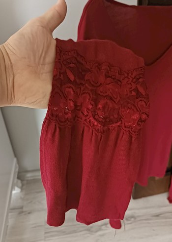 Diğer Bordo V Yaka kol bilekleri dantel detayli bluz