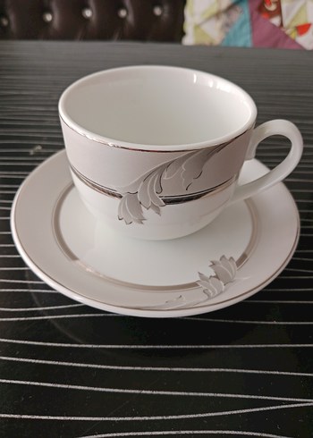 Gri Desenli Beyaz Porselen Fincan ve Tabak - Görsel 7