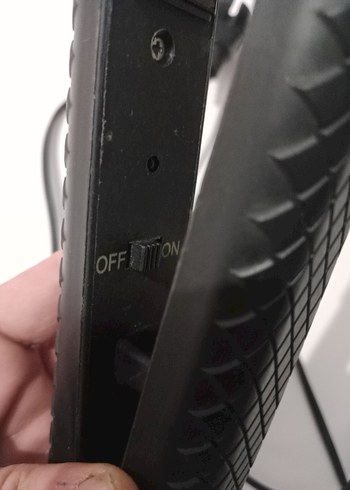 Siyah Saç Düzleştirici - Görsel 2