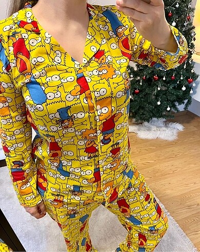 l Beden Simpsonlar Desenli Pijama Takımı