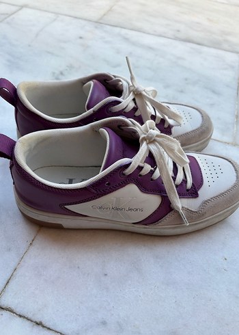 Calvin Klein Mor Beyaz Kadın Sneaker