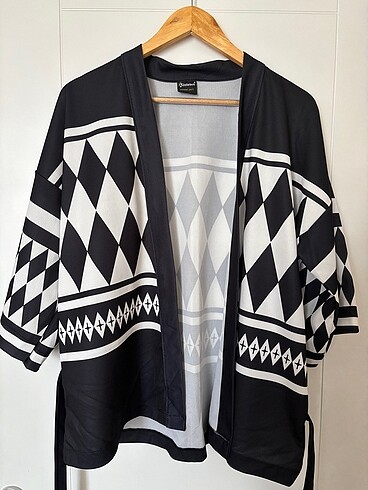 İnce Yazlık Kimono