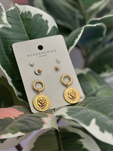 Beden Versace küpe set