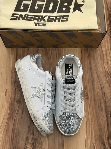 Golden Goose Deluxe