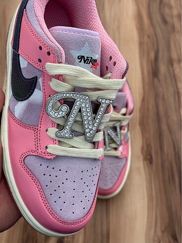 38 Beden Nike dunk Barbie