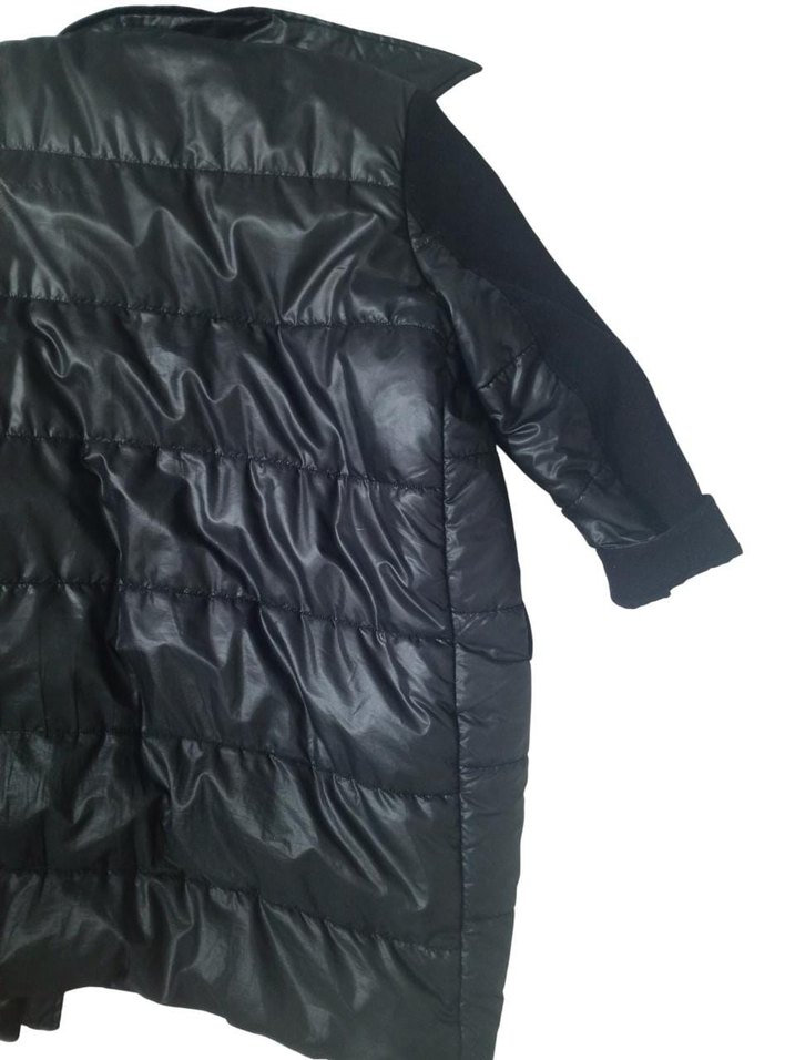 Uzun Siyah Kadın Kışlık Mont - Görsel 3