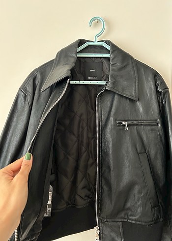 s Beden siyah Renk Mango Vintage Bomber Ceket